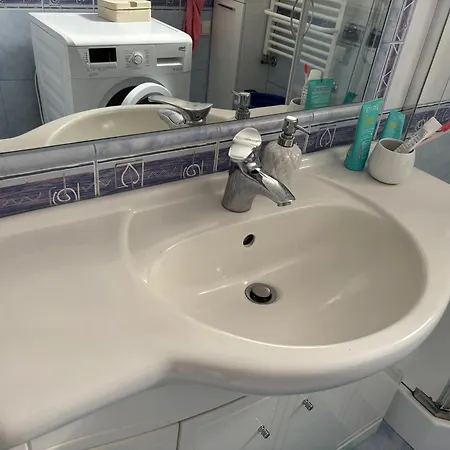 Near Balice Airport Διαμέρισμα *